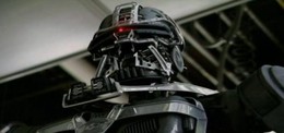 2010-Caprica-Frist-Cylon-Centurian-576x272-thumb-260x122-13874.jpg