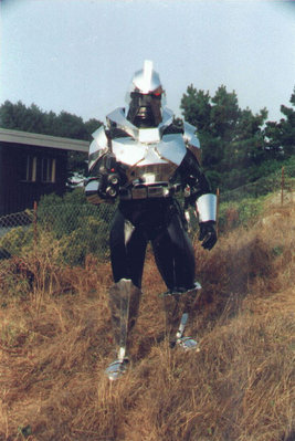 cylonmelson1tl7.jpg