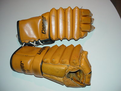 Cylon Gloves 001.JPG